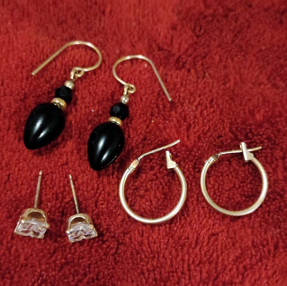 ❤️ SOLD!! Lot of 14k and 10k Earrings - Picture 4 of 6